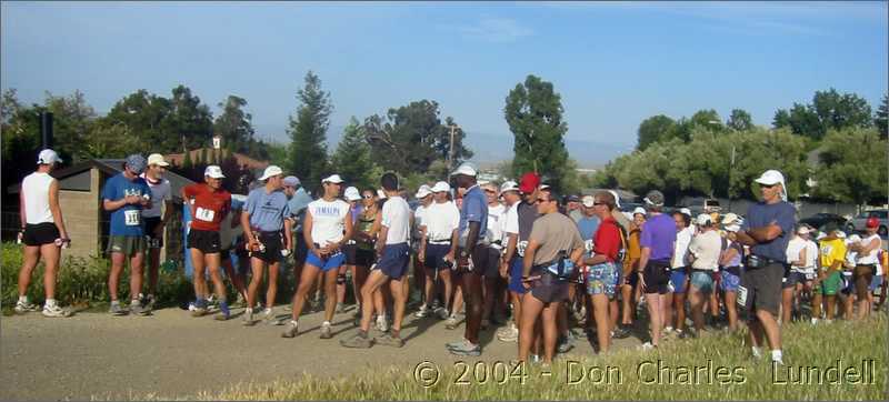 Starting line full of ultra runners