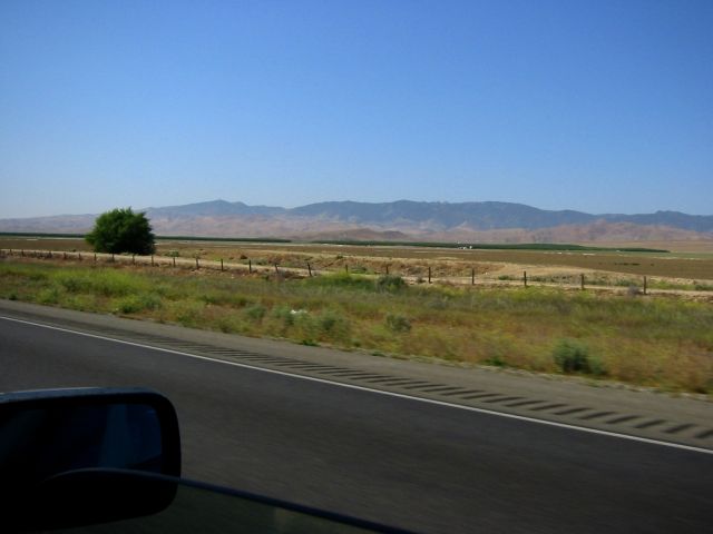 Driving to Death Valley